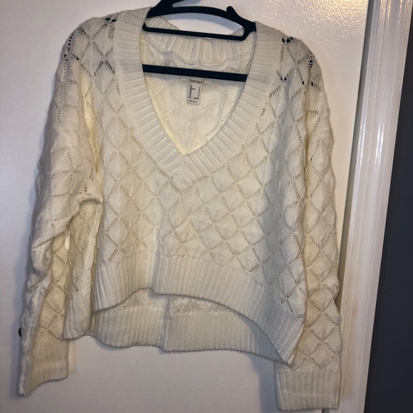 Forever 21 Oversized Comfy Sweater - Picture 2 of 10